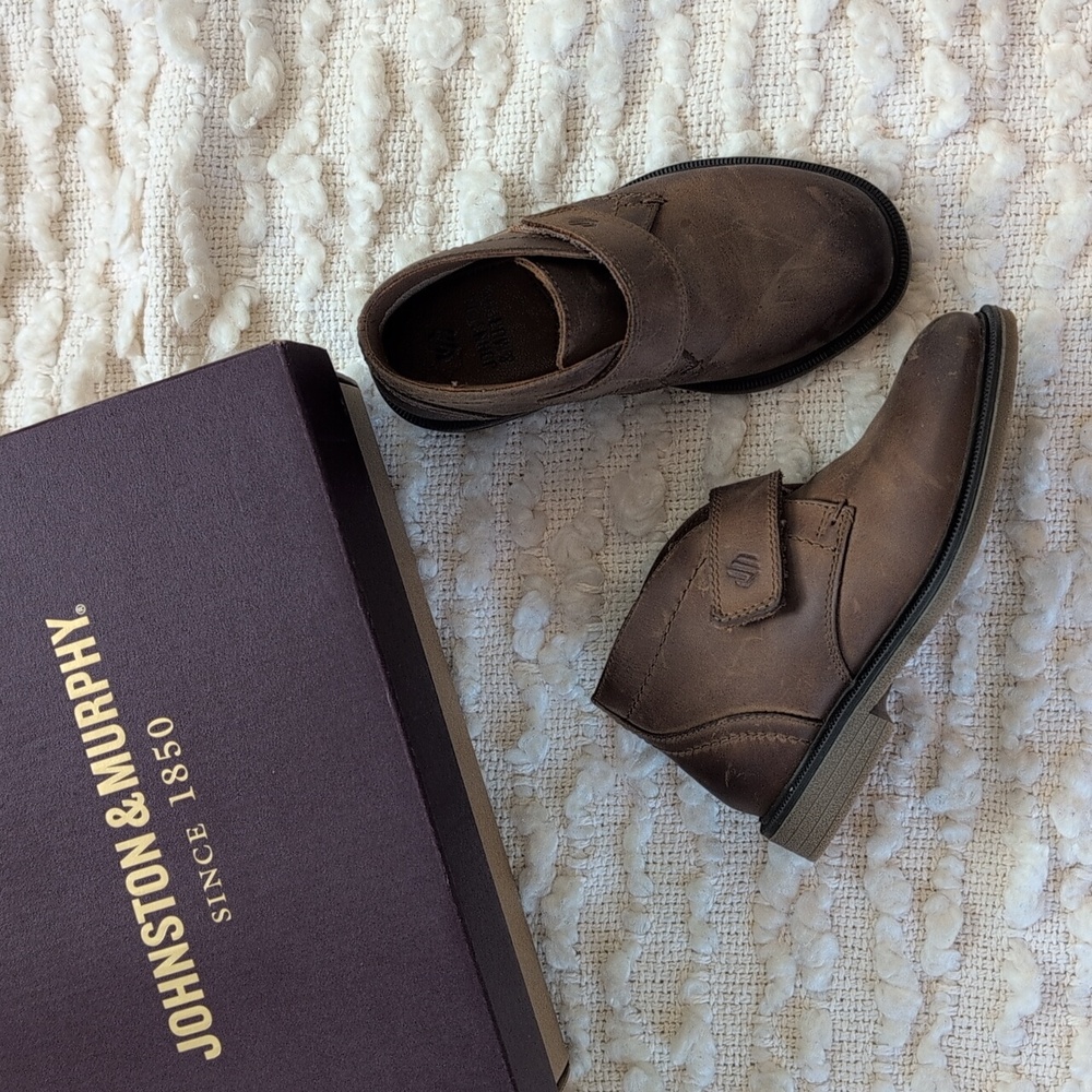 Johnston & Murphy Calder Chukka Boys Toddler 9 Oiled Leather Slip On Dress Boots